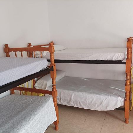 El Albergue Cirat Esterno foto